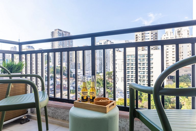 Pool, AC, Pinheiros, Internet| Brazilian Corner