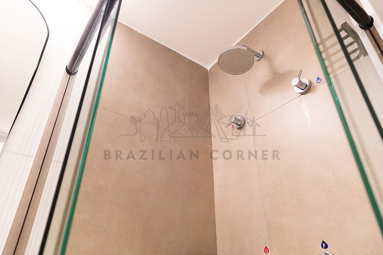 Studio with AC, Gym and Balcony in Bela Vista