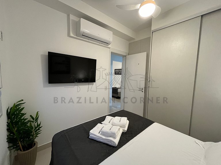 3 Quartos,2 Piscinas, AC, 2 vagas|Brazilian Corner