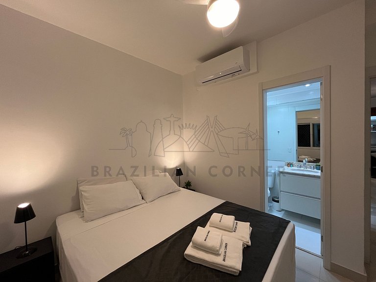 3 Quartos,2 Piscinas, AC, 2 vagas|Brazilian Corner