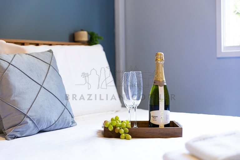 Piscina, academia, AC, vaga | Brazilian Corner