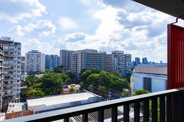 Near Ibirapuera Shopping w/ AC|Brazilian Corner