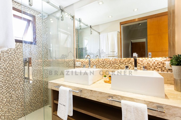 House with 3 Suites, AC, Morumbi| Brazilian Corner