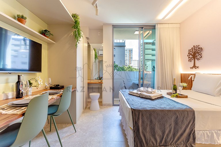 Modern in Pinheiros w/ AC | Brazilian Corner