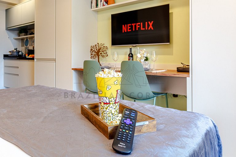 Modern in Pinheiros w/ AC | Brazilian Corner
