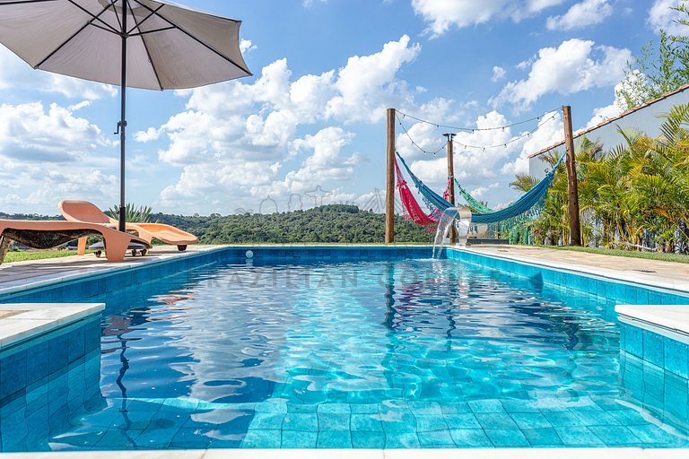 Piscina, churrasqueira, natureza |Brazilian Corner