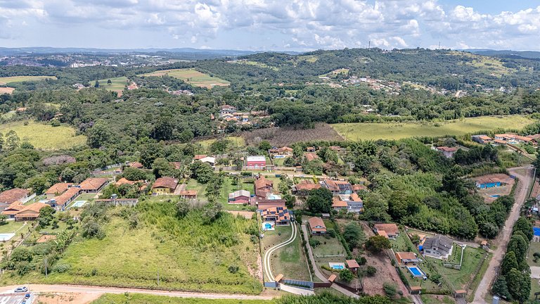 Piscina, churrasqueira, natureza |Brazilian Corner