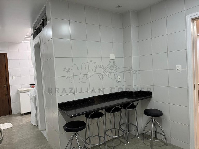 3 Quartos com vaga no Prado |Brazilian Corner