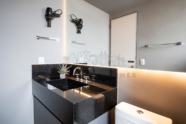 Modern, Pinheiros ,Pool ,AC | Brazilian Corner