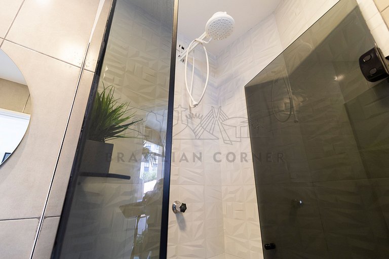 Piscina, metrô, academia | Brazillian Corner