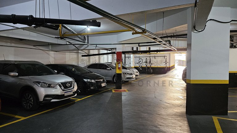 Pool, metro, Ibirapuera Mall,gym |Brazilian Corner