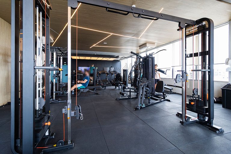 Amazing view, pool , gym, AC| Brazilian Corner