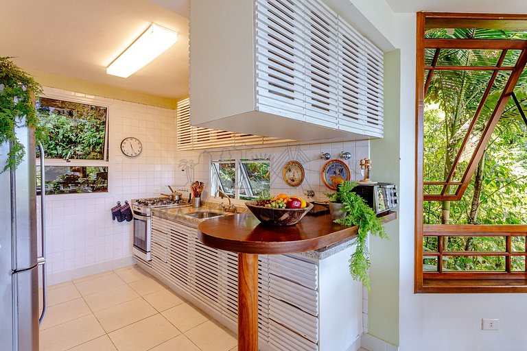 House in Camburí view and Jacuzzi|Brazilian Corner