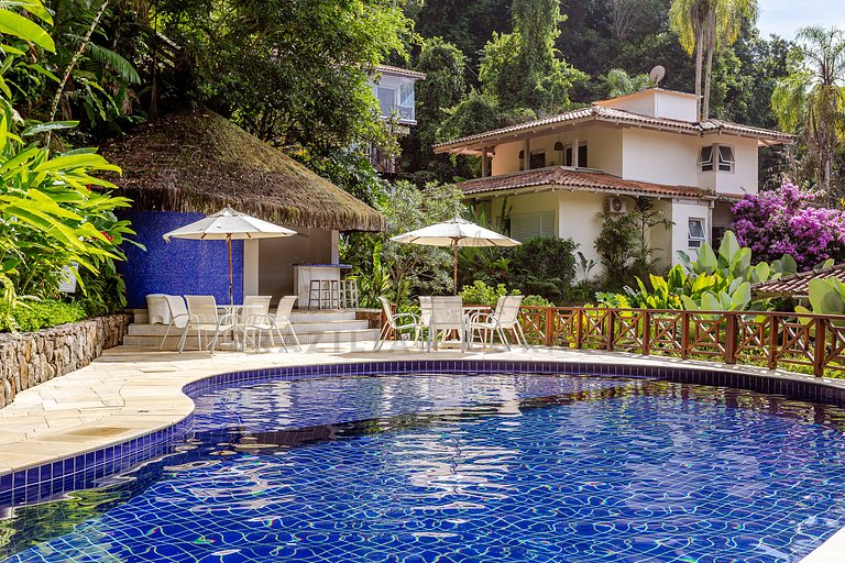 House in Camburí view and Jacuzzi|Brazilian Corner