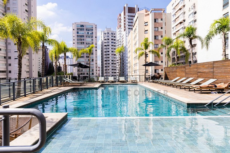 Piscina, academia, AC ,cama Queen|Brazilian Corner