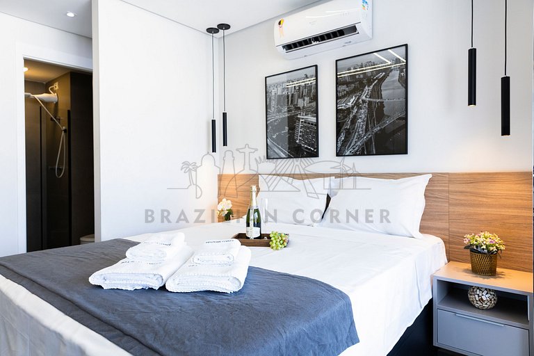 Piscina, academia, AC ,cama Queen|Brazilian Corner