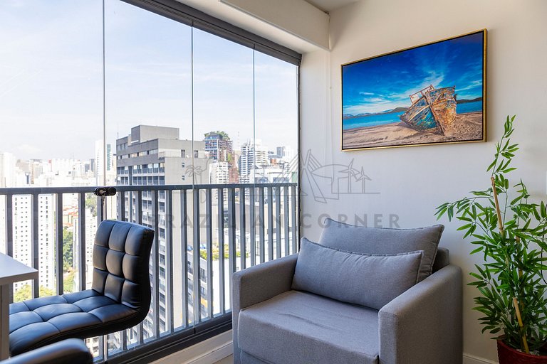 Pool, gym, AC , queen size bed|Brazilian Corner