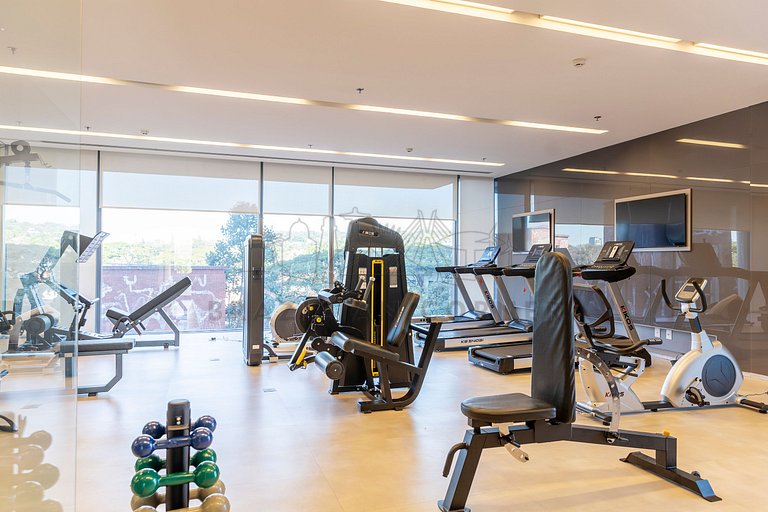 Amazing view, pool, AC, Gym| Brazilian Corner