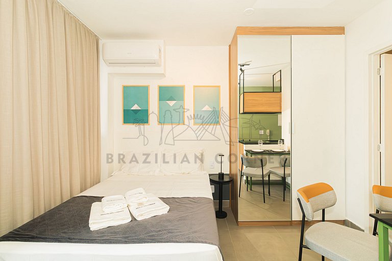 Piscina, academia, AC, Metrô |Brazilian Corner