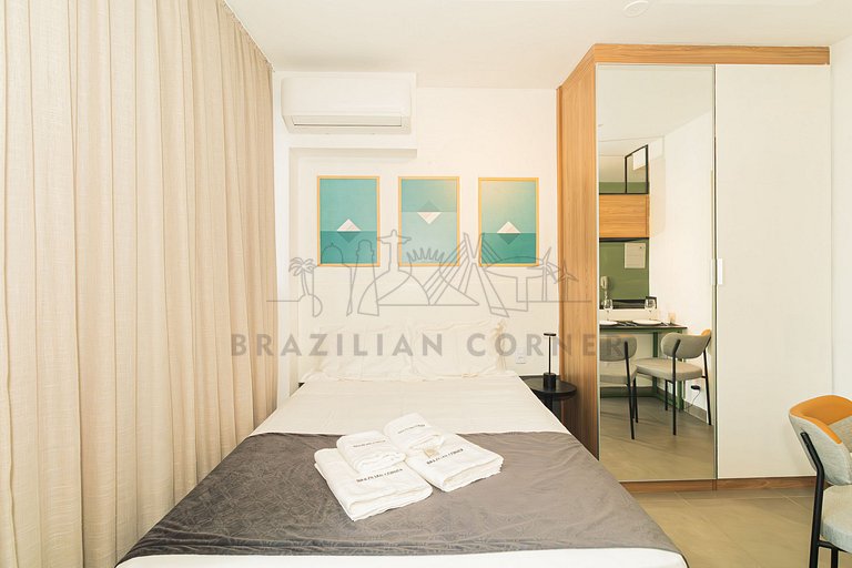 Piscina, academia, AC, Metrô |Brazilian Corner
