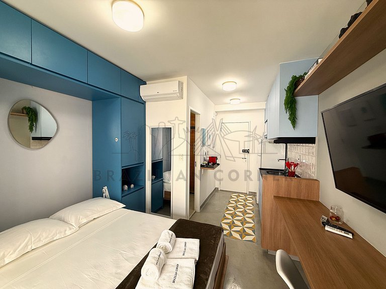 Amazing view, pool, gym, AC | Brazilian Corner