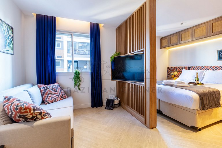 Next to Paulista w/ pool and gym| Brazilian Corner