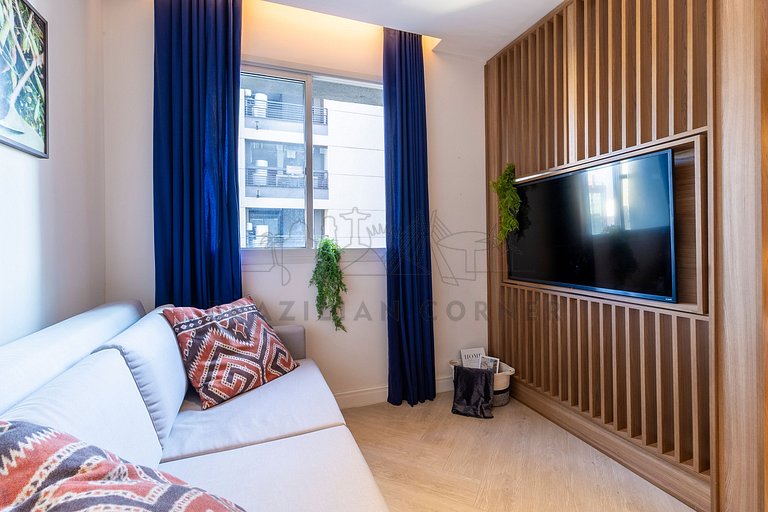 Next to Paulista w/ pool and gym| Brazilian Corner