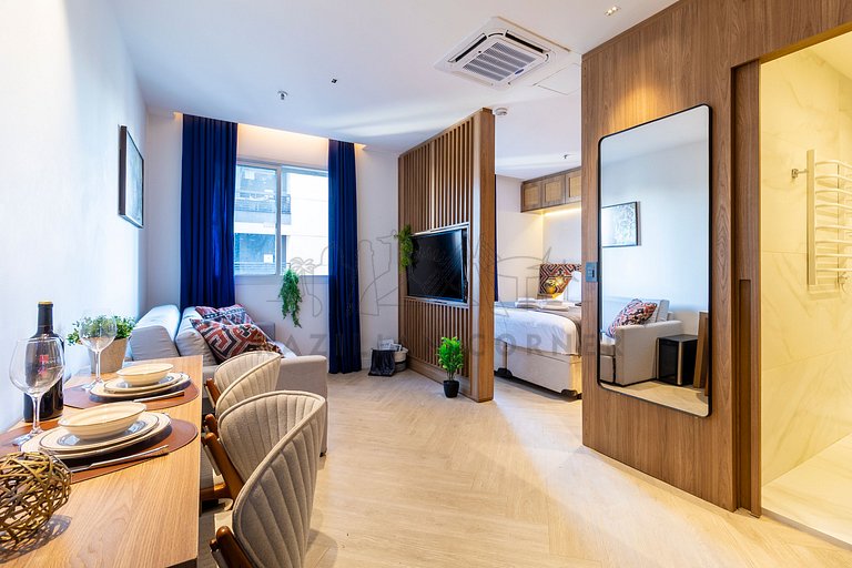 Next to Paulista w/ pool and gym| Brazilian Corner