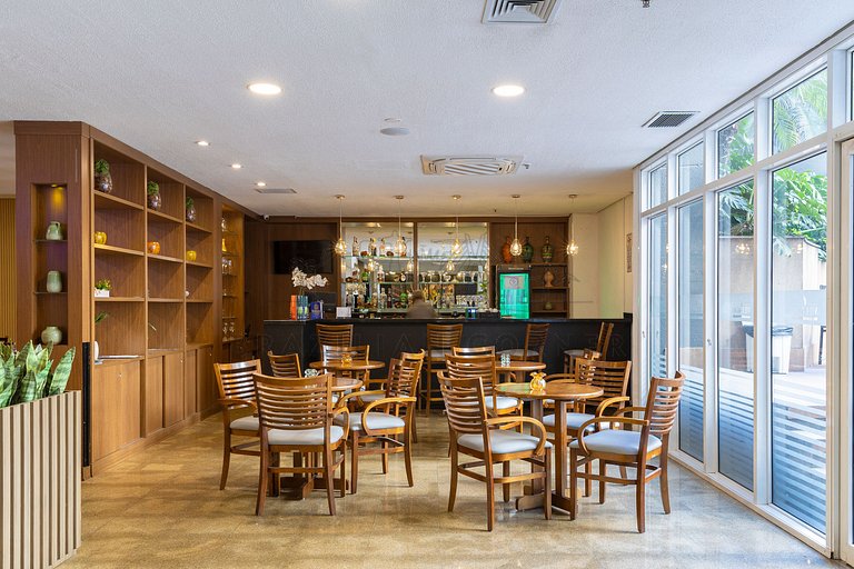 Next to Paulista w/ pool and gym| Brazilian Corner