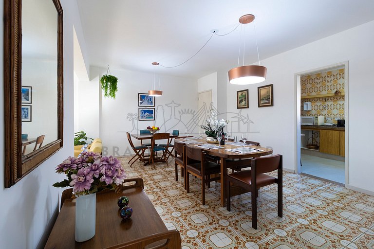 250m da praia com AC, 4 quartos| Brazilian Corner