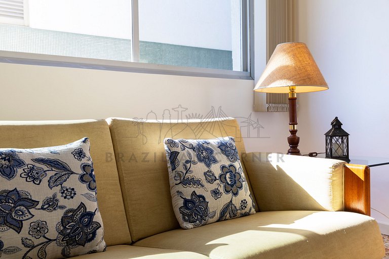 250m da praia com AC, 4 quartos| Brazilian Corner