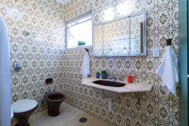 250m da praia com AC, 4 quartos| Brazilian Corner