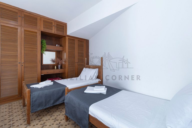250m da praia com AC, 4 quartos| Brazilian Corner