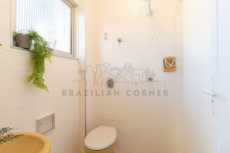 250m da praia com AC, 4 quartos| Brazilian Corner