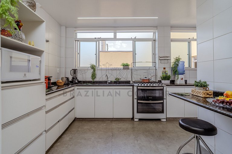 3 Bedrooms w/ parking, Prado |Brazilian Corner