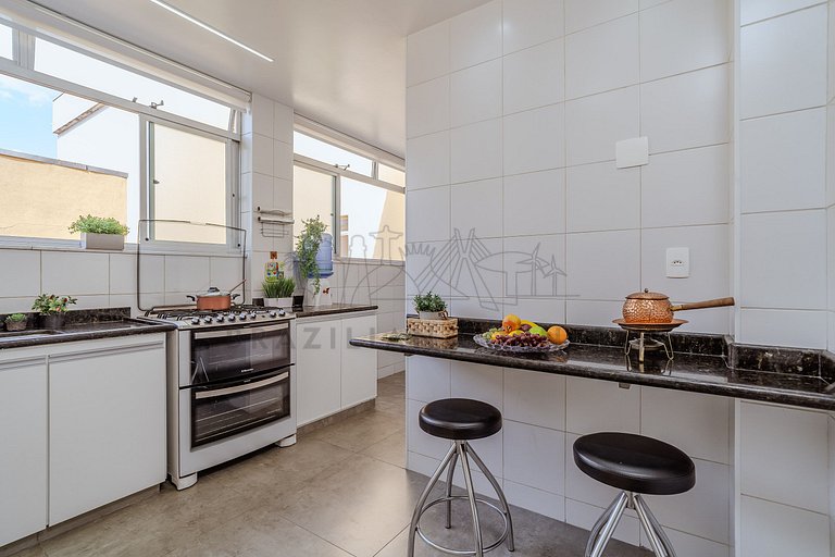 3 Bedrooms w/ parking, Prado |Brazilian Corner