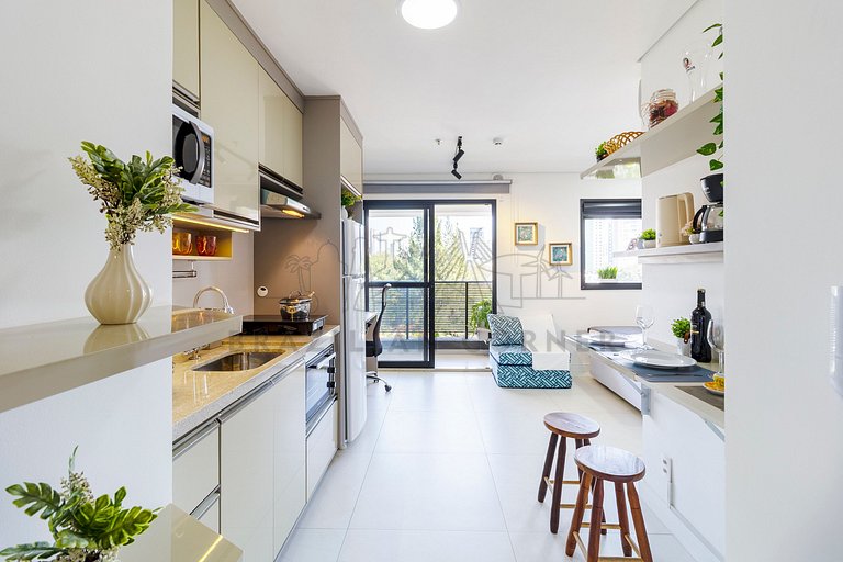 Vila Mariana, next to metro w/ AC|Brazilian Corner