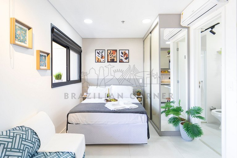 Vila Mariana, next to metro w/ AC|Brazilian Corner