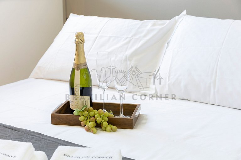 Vila Mariana, next to metro w/ AC|Brazilian Corner