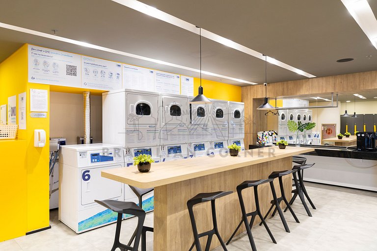 Vila Mariana, next to metro w/ AC|Brazilian Corner