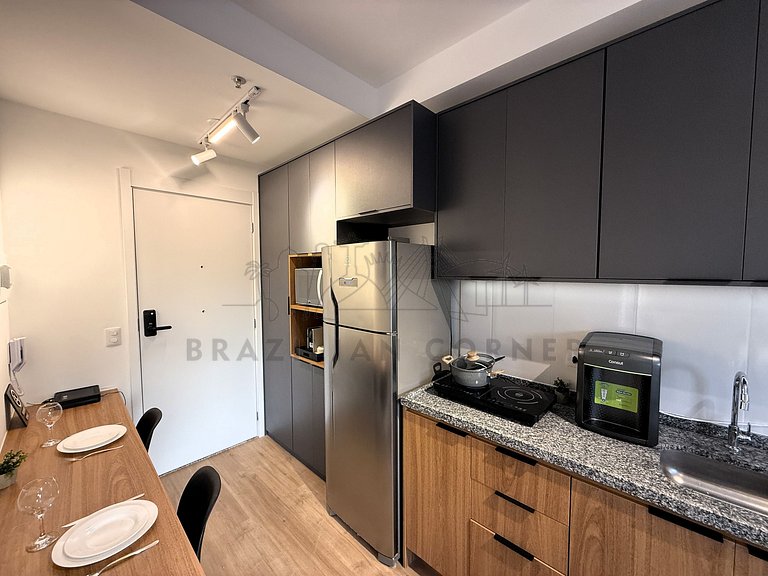 Near Airport, Gym, AC | Brazilian Corner