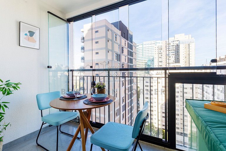 Amazing view, pool, gym, AC | Brazilian Corner