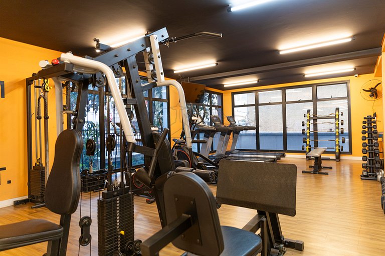 Amazing view, pool, gym, AC | Brazilian Corner