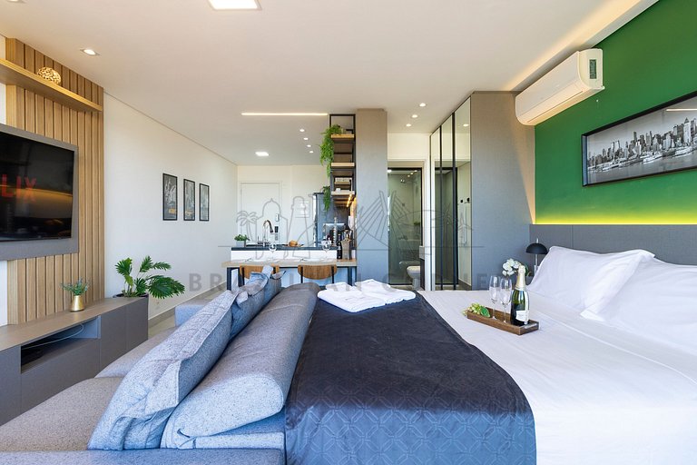 Amazing view, pool, AC, Gym| Brazilian Corner