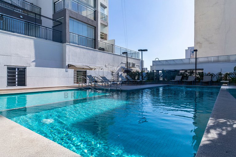 Pool, Gym and Parking Space | Brazilian Corner.