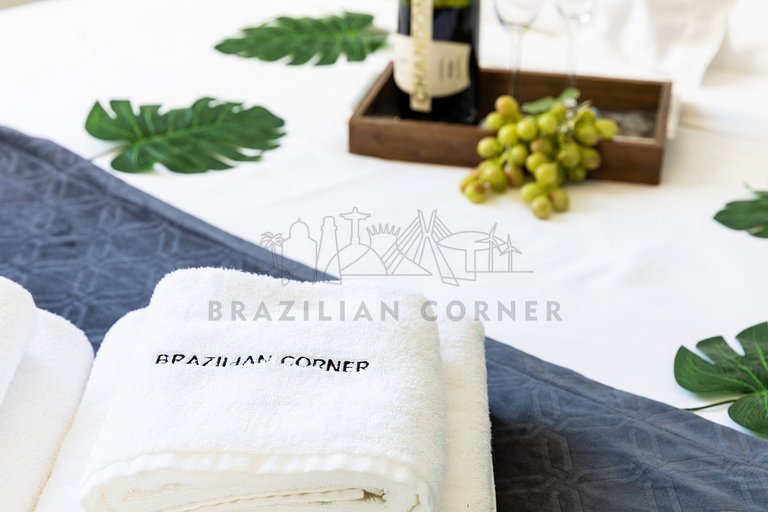 Pool, Gym and Parking Space | Brazilian Corner.