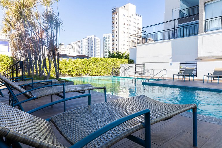 Pool, Gym and Parking Space | Brazilian Corner.