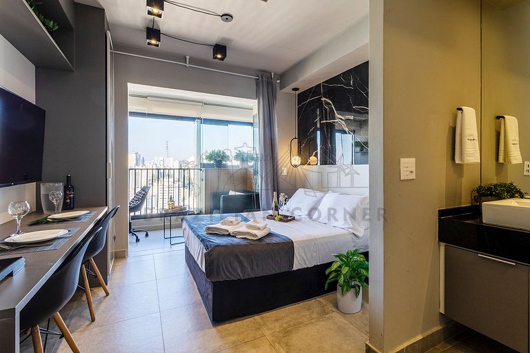 Pool, gym , air conditioning | Brazilian Corner