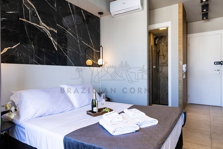 Pool, gym , air conditioning | Brazilian Corner