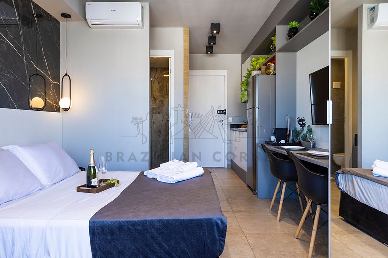 Pool, gym , air conditioning | Brazilian Corner
